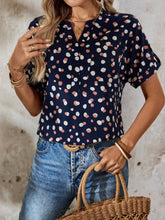 EMERY ROSE Women's Printed Notched Collar Roll-Up Sleeve Shirt Women Blouses Basic T Shirt